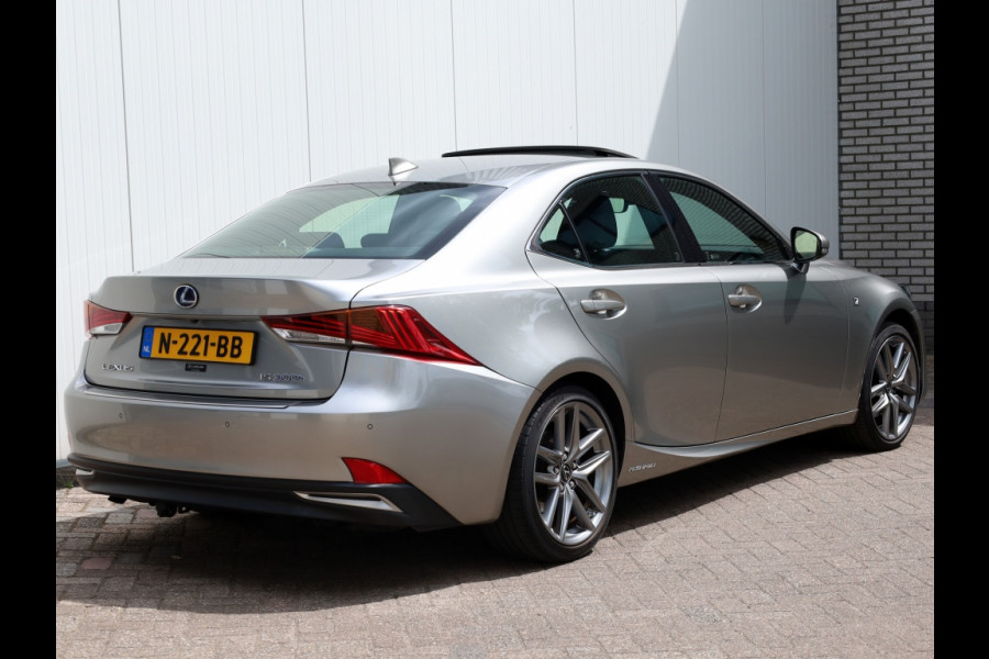 Lexus IS 300h Hybrid F-Sport Line | Mark Levinson | Schuifdak | Stoelvent