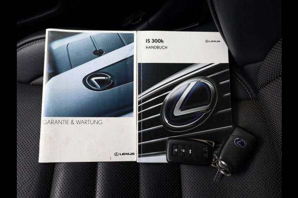 Lexus IS 300h Hybrid F-Sport Line | Mark Levinson | Schuifdak | Stoelvent