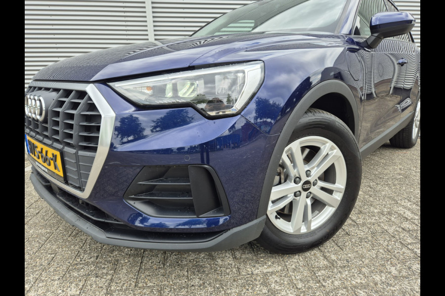Audi Q3 45 TFSI e Advanced edition ,Navigatie/carplay/android,parksensoren,achteruitrijcamera,elecstoelen+verwarming.
