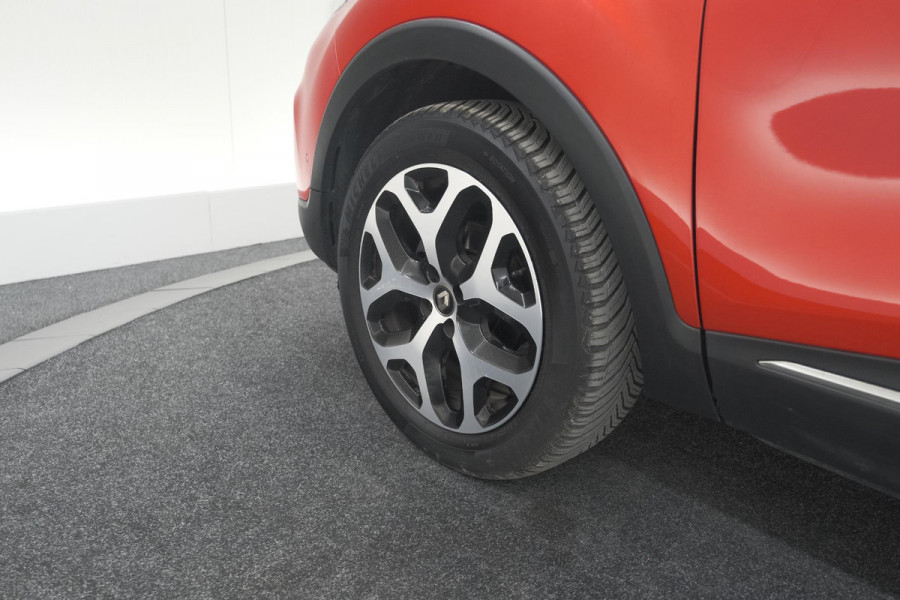 Renault Captur TCe 90 Intens | Trekhaak | Camera | Dodehoekdetectie | Navigatie