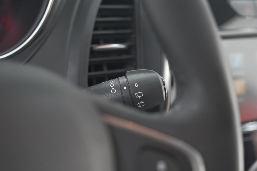 Renault Captur TCe 90 Intens | Trekhaak | Camera | Dodehoekdetectie | Navigatie