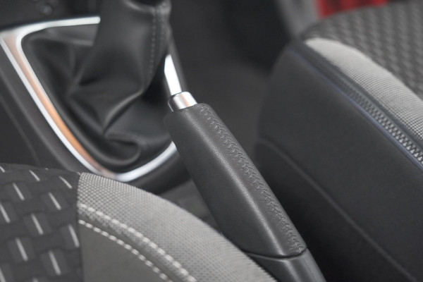 Renault Captur TCe 90 Intens | Trekhaak | Camera | Dodehoekdetectie | Navigatie