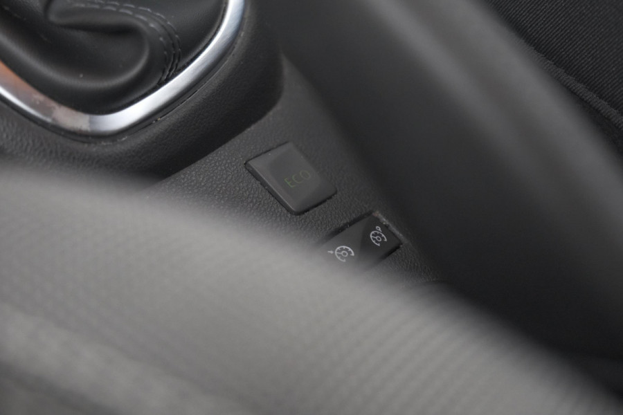 Renault Captur TCe 90 Intens | Trekhaak | Camera | Dodehoekdetectie | Navigatie