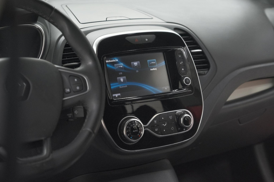 Renault Captur TCe 90 Intens | Trekhaak | Camera | Dodehoekdetectie | Navigatie