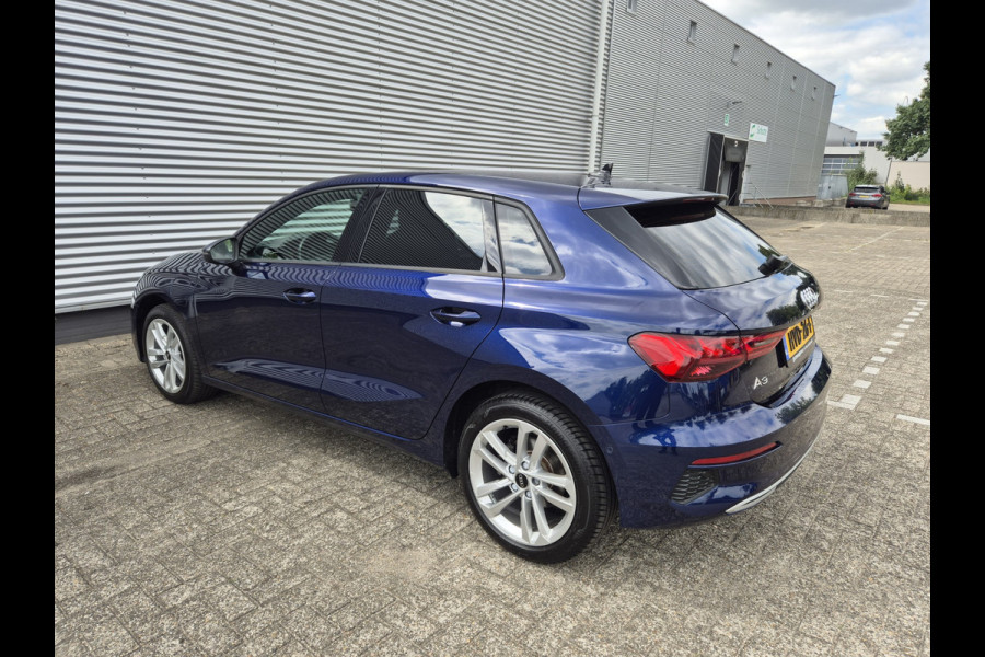 Audi A3 Sportback 40 TFSI e Advanced edition ,Vitueeldashbord,navigatie/camera.