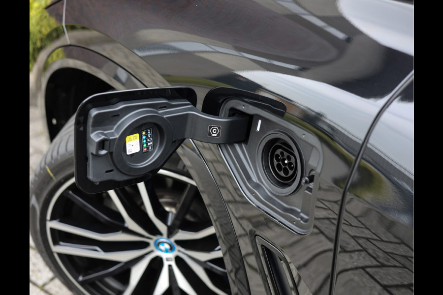 BMW X5 45e X-Drive | M-Sport - Pano - Laser - Trekhaak