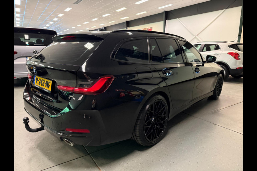 BMW 3 Serie Touring 320e SPORT 19'' NAVI/LED/DAB/CARPLAY/ECC/PDC/CRUISE/V-COCKPIT/LEDER///