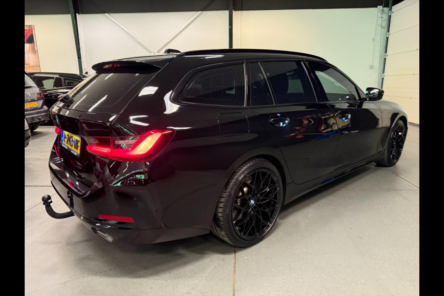 BMW 3 Serie Touring 320e SPORT 19'' NAVI/LED/DAB/CARPLAY/ECC/PDC/CRUISE/V-COCKPIT/LEDER///