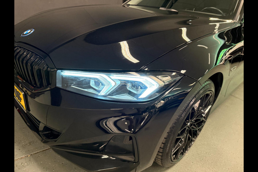BMW 3 Serie Touring 320e SPORT 19'' NAVI/LED/DAB/CARPLAY/ECC/PDC/CRUISE/V-COCKPIT/LEDER///