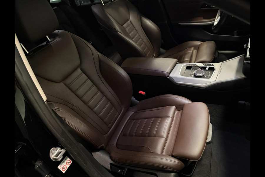 BMW 3 Serie Touring 320e SPORT 19'' NAVI/LED/DAB/CARPLAY/ECC/PDC/CRUISE/V-COCKPIT/LEDER///