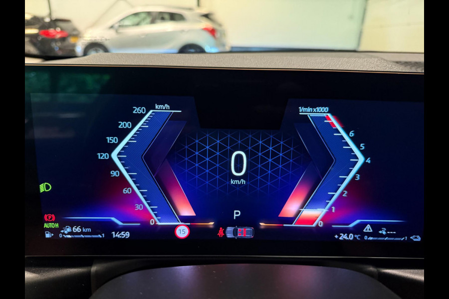 BMW 3 Serie Touring 320e SPORT 19'' NAVI/LED/DAB/CARPLAY/ECC/PDC/CRUISE/V-COCKPIT/LEDER///