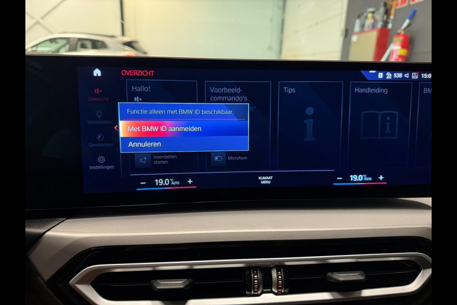 BMW 3 Serie Touring 320e SPORT 19'' NAVI/LED/DAB/CARPLAY/ECC/PDC/CRUISE/V-COCKPIT/LEDER///