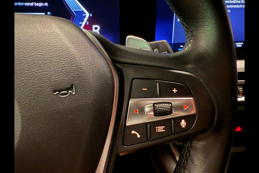 BMW 3 Serie Touring 320e SPORT 19'' NAVI/LED/DAB/CARPLAY/ECC/PDC/CRUISE/V-COCKPIT/LEDER///