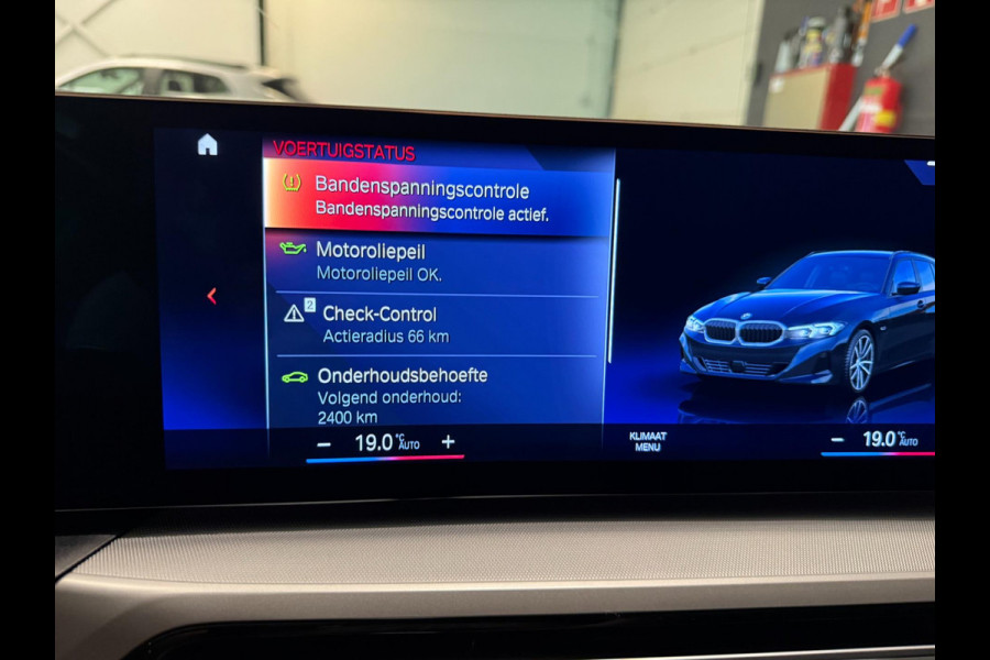 BMW 3 Serie Touring 320e SPORT 19'' NAVI/LED/DAB/CARPLAY/ECC/PDC/CRUISE/V-COCKPIT/LEDER///
