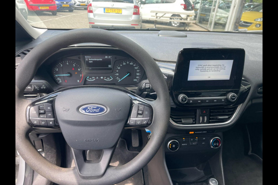 Ford Fiesta 1.1 Trend / NIEUW MODEL / navigatie
