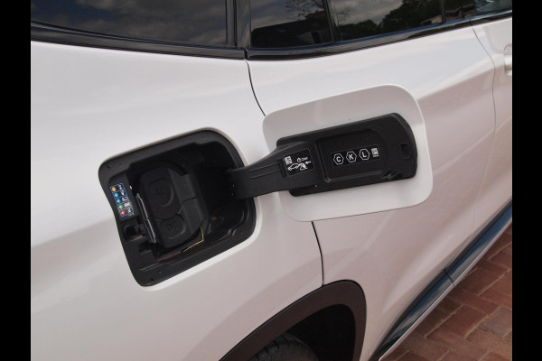 BMW iX3 Executive 80 kWh | Panoramadak | NL-Auto | Camera |