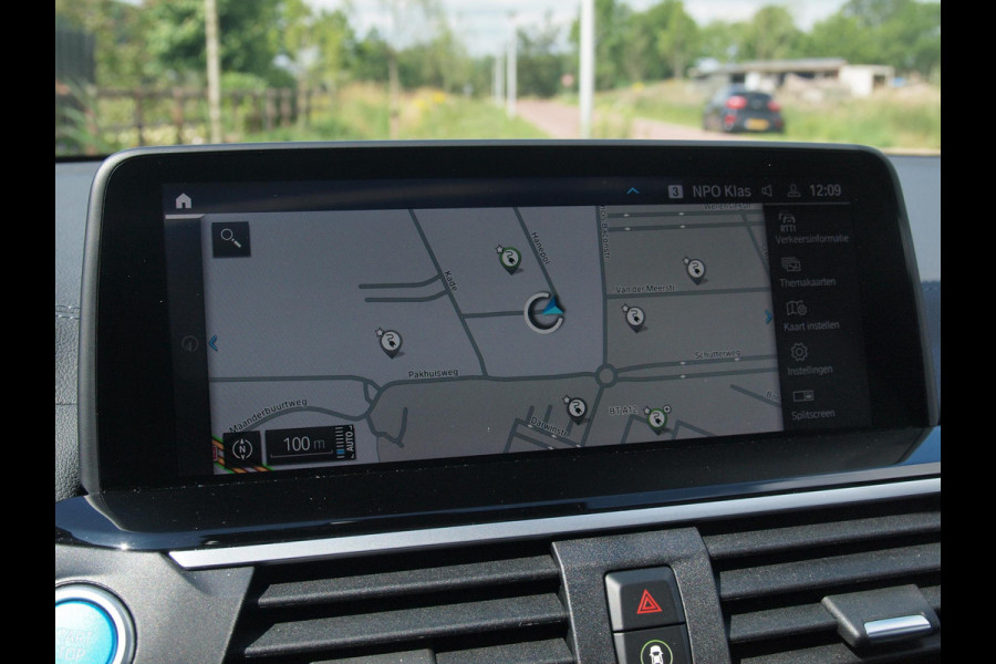 BMW iX3 Executive 80 kWh | Panoramadak | NL-Auto | Camera |