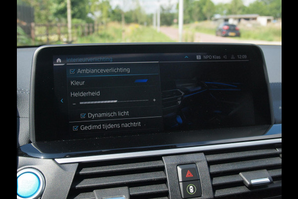 BMW iX3 Executive 80 kWh | Panoramadak | NL-Auto | Camera |