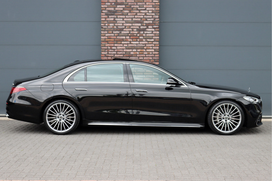 Mercedes-Benz S-Klasse 450d 4MATIC Lang AMG Line Aut9 | Airmatic | Drive Pilot | Chauffeurspakket | Achterasbesturing | Augmented HUD | Distronic+ | Burmester | Exclusief Nappa Leder | 3D-Display | Vlakkenverwarming | Zonweringspakket |
