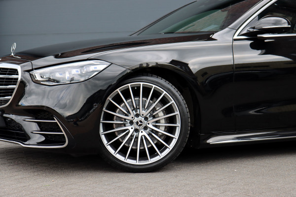 Mercedes-Benz S-Klasse 450d 4MATIC Lang AMG Line Aut9 | Airmatic | Drive Pilot | Chauffeurspakket | Achterasbesturing | Augmented HUD | Distronic+ | Burmester | Exclusief Nappa Leder | 3D-Display | Vlakkenverwarming | Zonweringspakket |