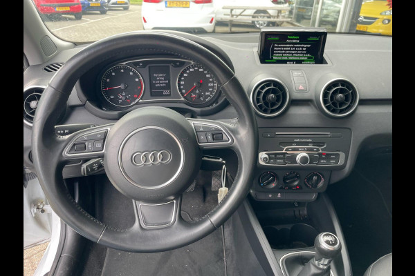 Audi A1 Sportback 1.0 TFSI Adrenalin S-Line