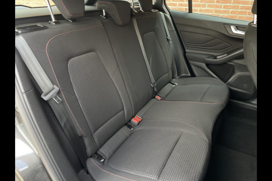 Ford FOCUS Wagon 1.0 EBH ST Line automaat 155pk TREKHAAK! DRIVERPACK! WINTERPACK!
