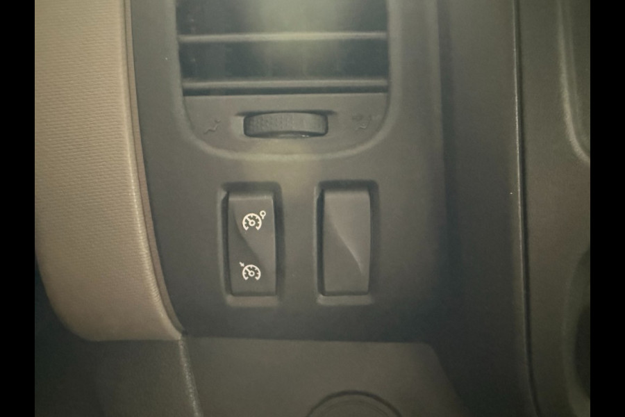 Renault Trafic 1.6 DCI Airco usb cruise control trekhaak pdc 3zits