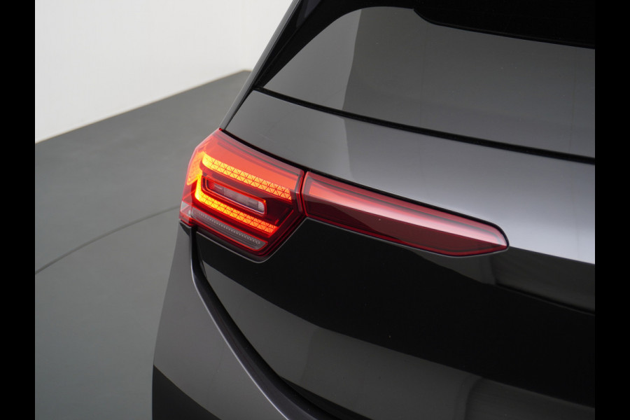 Volkswagen ID.3 58kWh 204PK First Navi Adapt.Cruise Control Pdc Apple Carplay Android Navi Ecc Led Stoel-Stuurverwarming DAB Keyless Advanced Lmv Bluetooth Regensensor Rijstrooksensor Verkeersbord detectie Mirrorlink Grootste accu Garantie t/m 22-12-2028