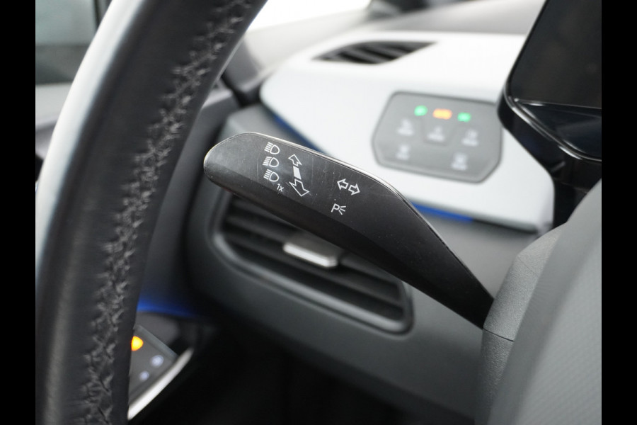Volkswagen ID.3 58kWh 204PK First Navi Adapt.Cruise Control Pdc Apple Carplay Android Navi Ecc Led Stoel-Stuurverwarming DAB Keyless Advanced Lmv Bluetooth Regensensor Rijstrooksensor Verkeersbord detectie Mirrorlink Grootste accu Garantie t/m 22-12-2028
