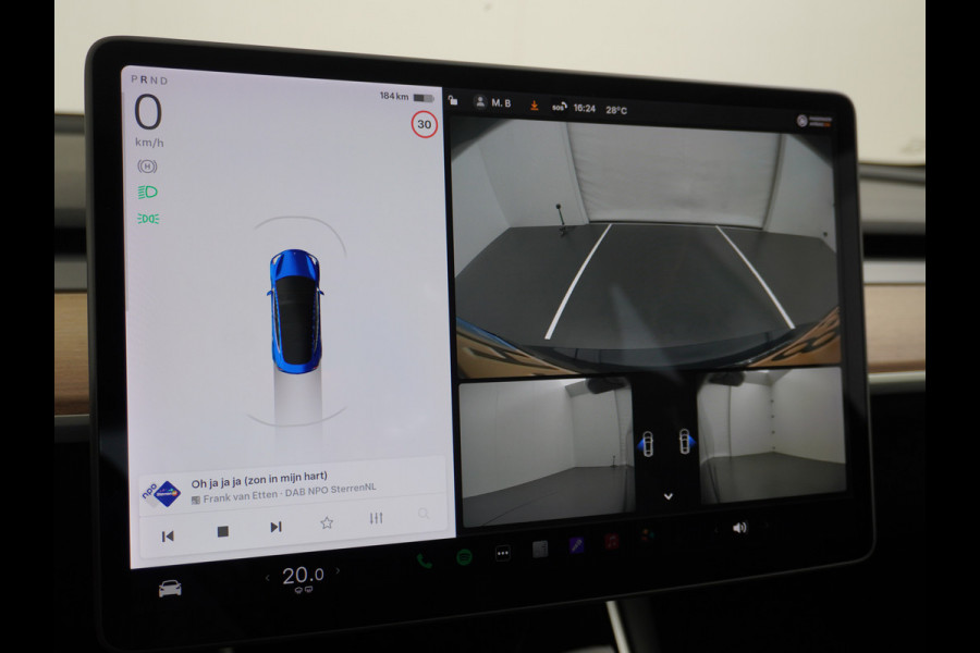 Tesla Model 3 RWD SR+ 60kWh 325PK FSD 3-Computer 18" AutoPilot Leder PanoDak Adaptive-Cruise Lmv Camera's Elektr.-Stuur+Stoelen+Spiegels+Geheu Navi LED Comfortstoelen ACC DAB Voorverwarmen interieur via App Keyless via Telefoonsleutel One-Pedal-Drive Origineel Nederlandse auto tot 11kw laden thuis! 1.584kg licht! Accu Garantie tot 02-06-2028/160.000km