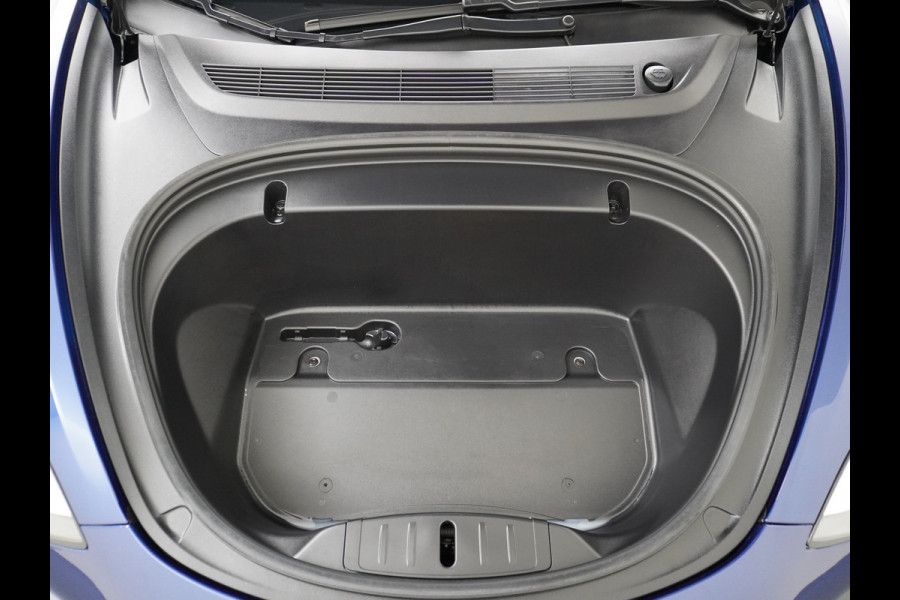 Tesla Model 3 RWD SR+ 60kWh 325PK FSD 3-Computer 18" AutoPilot Leder PanoDak Adaptive-Cruise Lmv Camera's Elektr.-Stuur+Stoelen+Spiegels+Geheu Navi LED Comfortstoelen ACC DAB Voorverwarmen interieur via App Keyless via Telefoonsleutel One-Pedal-Drive Origineel Nederlandse auto tot 11kw laden thuis! 1.584kg licht! Accu Garantie tot 02-06-2028/160.000km