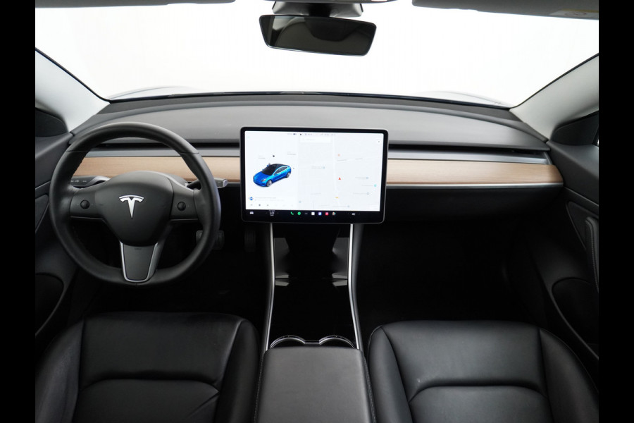 Tesla Model 3 RWD SR+ 60kWh 325PK FSD 3-Computer 18" AutoPilot Leder PanoDak Adaptive-Cruise Lmv Camera's Elektr.-Stuur+Stoelen+Spiegels+Geheu Navi LED Comfortstoelen ACC DAB Voorverwarmen interieur via App Keyless via Telefoonsleutel One-Pedal-Drive Origineel Nederlandse auto tot 11kw laden thuis! 1.584kg licht! Accu Garantie tot 02-06-2028/160.000km