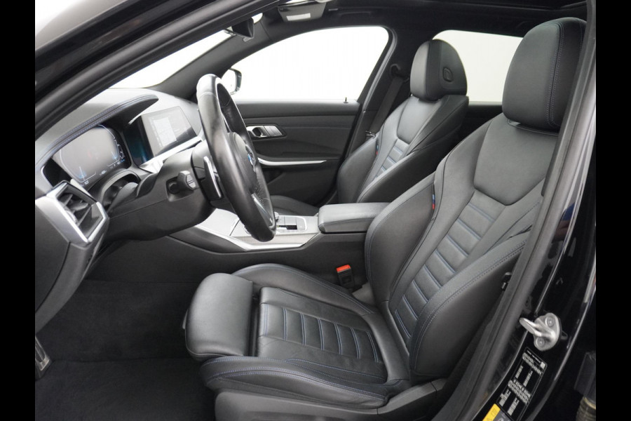 BMW 3 Serie Touring 330e M SPORT | LASER LED | 360 CAMERA | ELECTR STOELEN | LEDER | HEAD UP | PANORAMADAK| DODE HOEK | STUURWIEL EN STOEL VERW. | TREKHAAK | DEALER ONDERHOUDEN