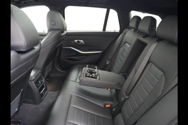 BMW 3 Serie Touring 330e M SPORT | LASER LED | 360 CAMERA | ELECTR STOELEN | LEDER | HEAD UP | PANORAMADAK| DODE HOEK | STUURWIEL EN STOEL VERW. | TREKHAAK | DEALER ONDERHOUDEN