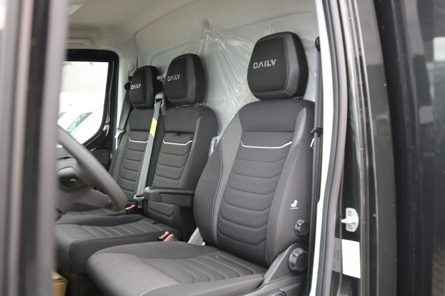 Iveco Daily 40C18 3.0 Automaat Meubelbak met Laadklep Automaat (Nieuw Model)