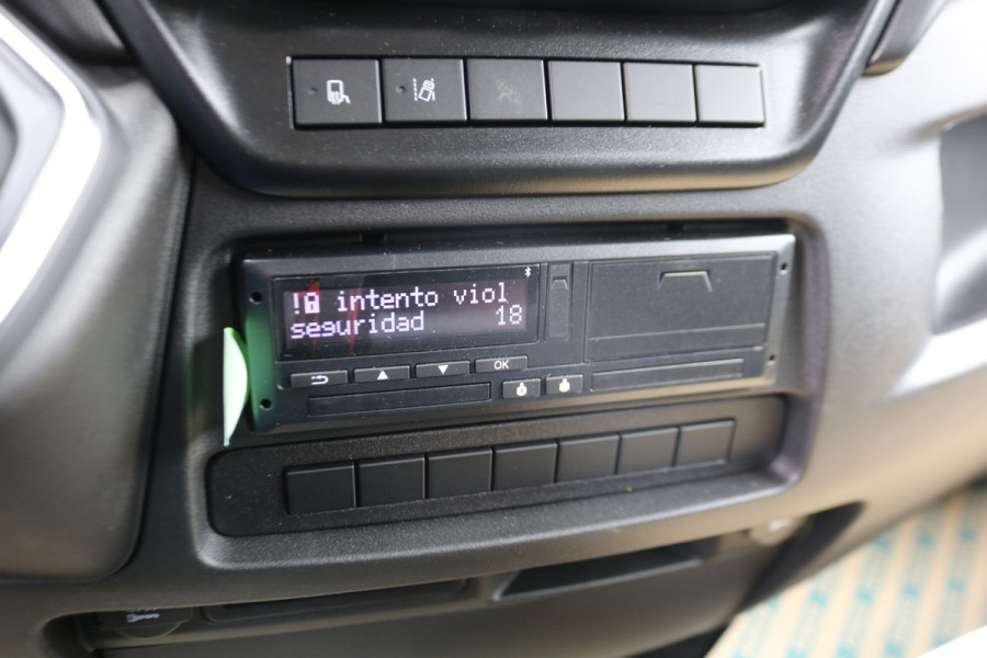 Iveco Daily 40C18 3.0 Automaat Meubelbak met Laadklep Automaat (Nieuw Model)