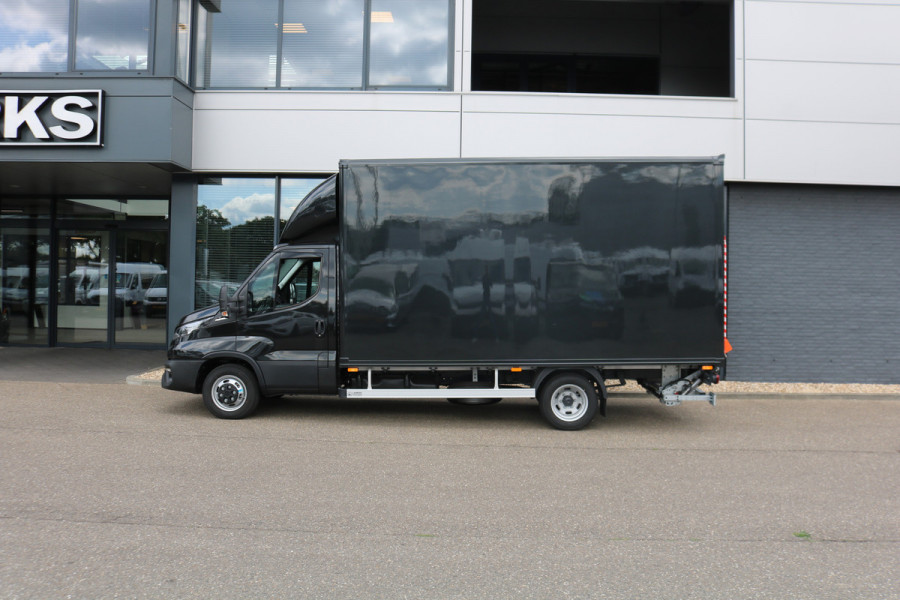 Iveco Daily 40C18 3.0 Automaat Meubelbak met Laadklep Automaat (Nieuw Model)