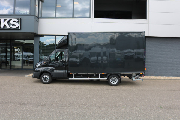Iveco Daily 40C18 3.0 Automaat Meubelbak met Laadklep Automaat (Nieuw Model)
