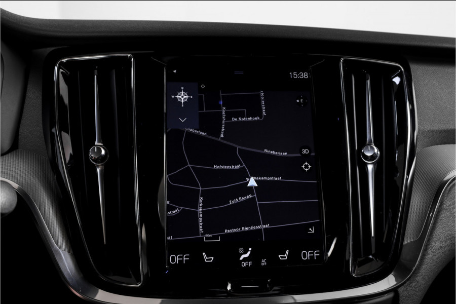 Volvo S60 2.0 T5 250 PK Intro Edition - Automaat | Dig. Cockpit | Adapt. Cruise | Leder | Elek. bestuurderstoel met geheugen | Stoelverw. | PDC | Camera | NAV + App. Connect | ECC | DAB | Elek. Trekhaak | LM 19" |