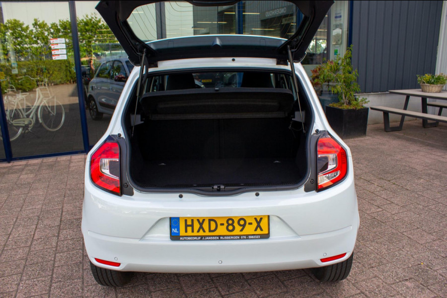 Renault Twingo Z.E. R80 Intens|Prijs rijklaar incl. 12 mnd garantie|NAV Carplay LMV DAB radio Stoelverwarming