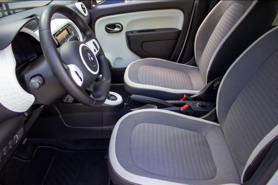 Renault Twingo Z.E. R80 Intens|Prijs rijklaar incl. 12 mnd garantie|NAV Carplay LMV DAB radio Stoelverwarming