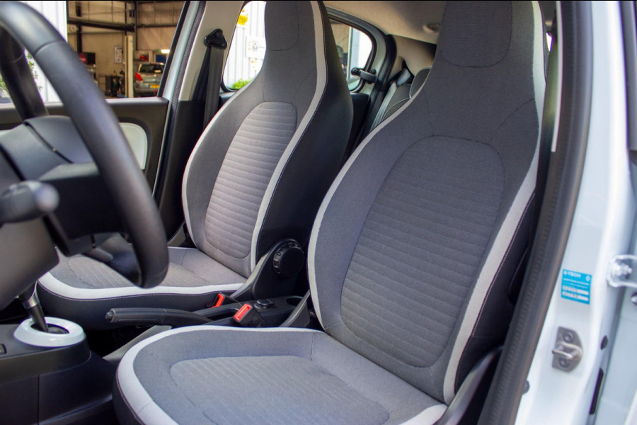 Renault Twingo Z.E. R80 Intens|Prijs rijklaar incl. 12 mnd garantie|NAV Carplay LMV DAB radio Stoelverwarming