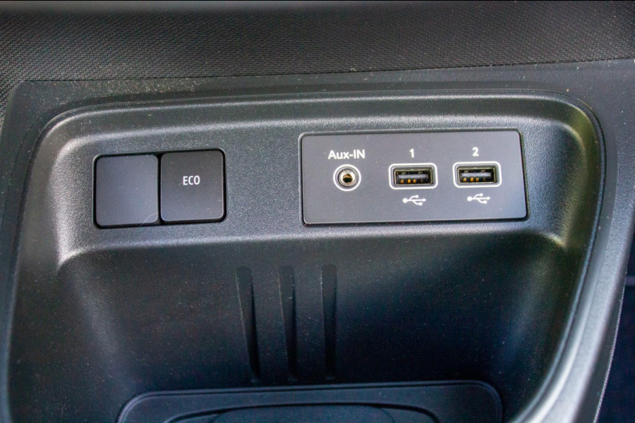 Renault Twingo Z.E. R80 Intens|Prijs rijklaar incl. 12 mnd garantie|NAV Carplay LMV DAB radio Stoelverwarming