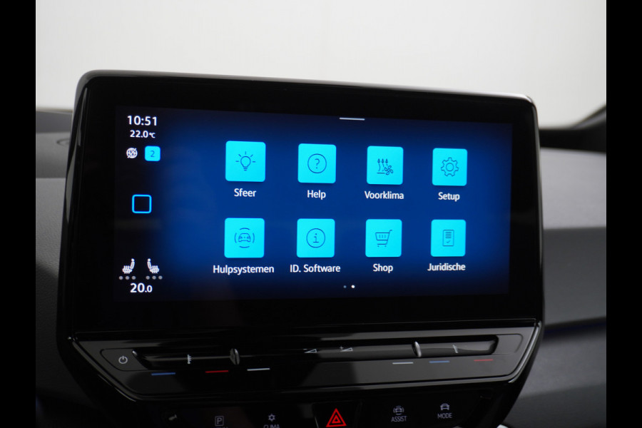 Volkswagen ID.3 Pro 58kWh Apple Carplay Android Auto HUD 360°Camera Adap.Cruise Stoelverwarming Keyless Advanced Matrix led-koplampen Multimedia Pakket Plus Comfort Pakket Design Pakket Lmv 19" Rijstrooksensor Matrix Led Dynamisch Sproeiers Verwarmd Verwarmbaar Stuur Assistance Pakket Plus Nieuwprijs €43.145,-