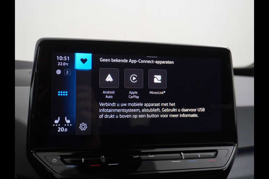 Volkswagen ID.3 Pro 58kWh Apple Carplay Android Auto HUD 360°Camera Adap.Cruise Stoelverwarming Keyless Advanced Matrix led-koplampen Multimedia Pakket Plus Comfort Pakket Design Pakket Lmv 19" Rijstrooksensor Matrix Led Dynamisch Sproeiers Verwarmd Verwarmbaar Stuur Assistance Pakket Plus Nieuwprijs €43.145,-