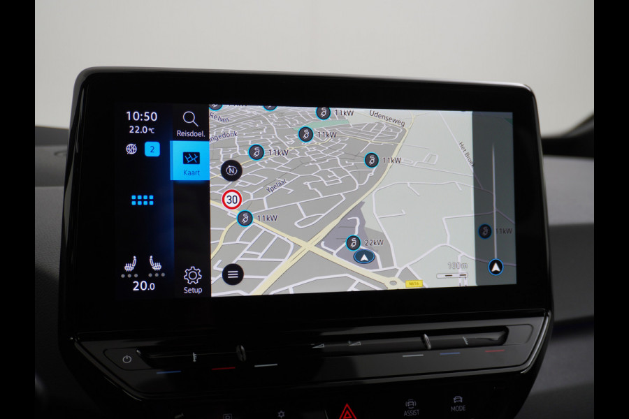 Volkswagen ID.3 Pro 58kWh Apple Carplay Android Auto HUD 360°Camera Adap.Cruise Stoelverwarming Keyless Advanced Matrix led-koplampen Multimedia Pakket Plus Comfort Pakket Design Pakket Lmv 19" Rijstrooksensor Matrix Led Dynamisch Sproeiers Verwarmd Verwarmbaar Stuur Assistance Pakket Plus Nieuwprijs €43.145,-
