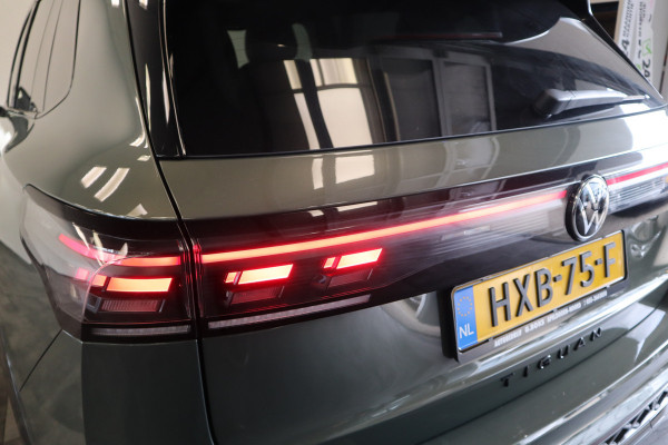 Volkswagen Tiguan 1.5 eHybrid R-Line Business Volleder IQ-light Panoramadak elec.Trekhaak