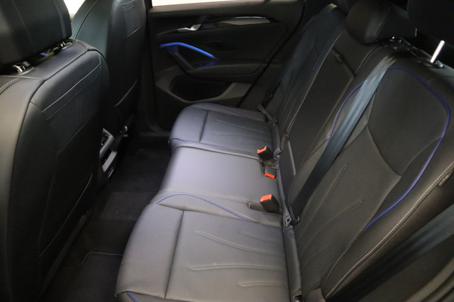 Volkswagen Tiguan 1.5 eHybrid R-Line Business Volleder IQ-light Panoramadak elec.Trekhaak