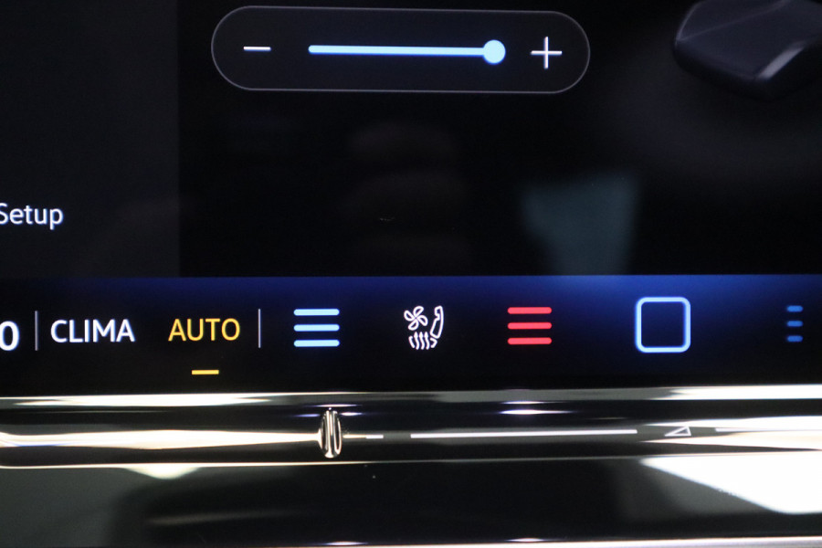 Volkswagen Tiguan 1.5 eHybrid R-Line Business Volleder IQ-light Panoramadak elec.Trekhaak