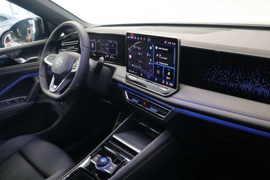 Volkswagen Tiguan 1.5 eHybrid R-Line Business Volleder IQ-light Panoramadak elec.Trekhaak